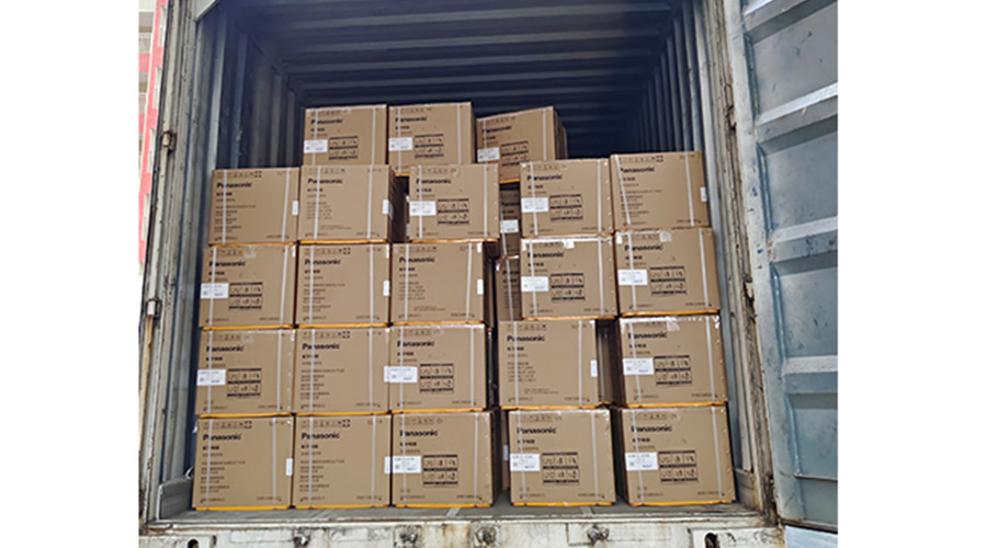 滿滿的貨物！國內(nèi)知名品牌客戶全自動滾筒洗衣機裝柜發(fā)貨